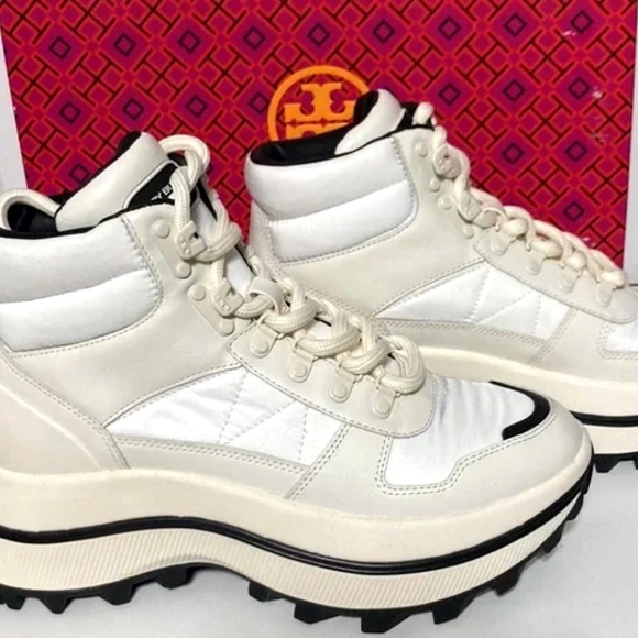 New Tory Burch Adventure Hiker Mesh Bootie Boots Ivory/ Black  Size 8 - Picture 1 of 5